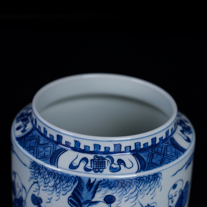 The New Chinese blue and white porcelain of jingdezhen ceramic tong qu caddy fixings general storage tank large place to live in the living room