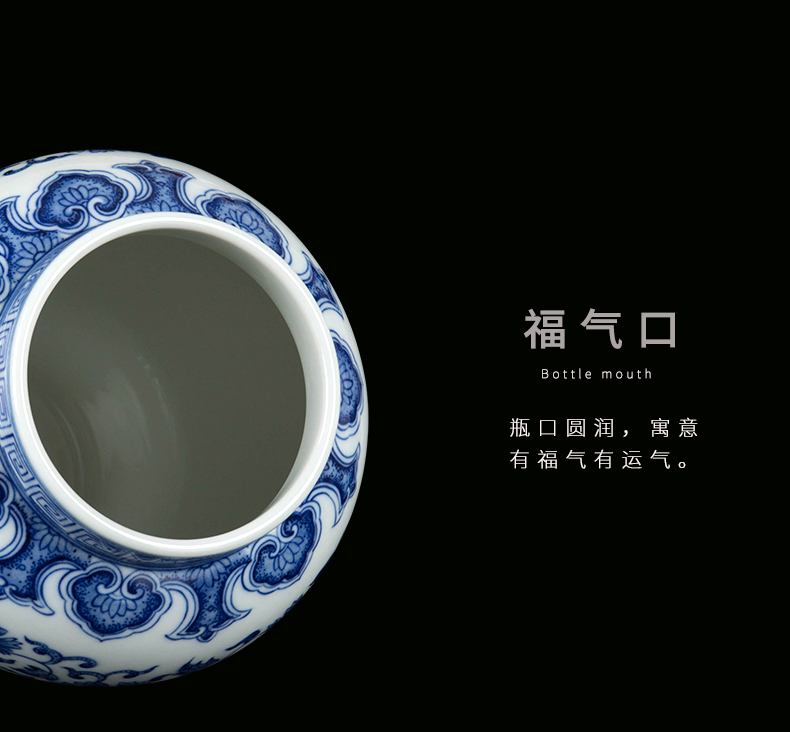 Jingdezhen ceramic new Chinese general canned adorn article place to live in the sitting room of blue and white porcelain vase decoration in China