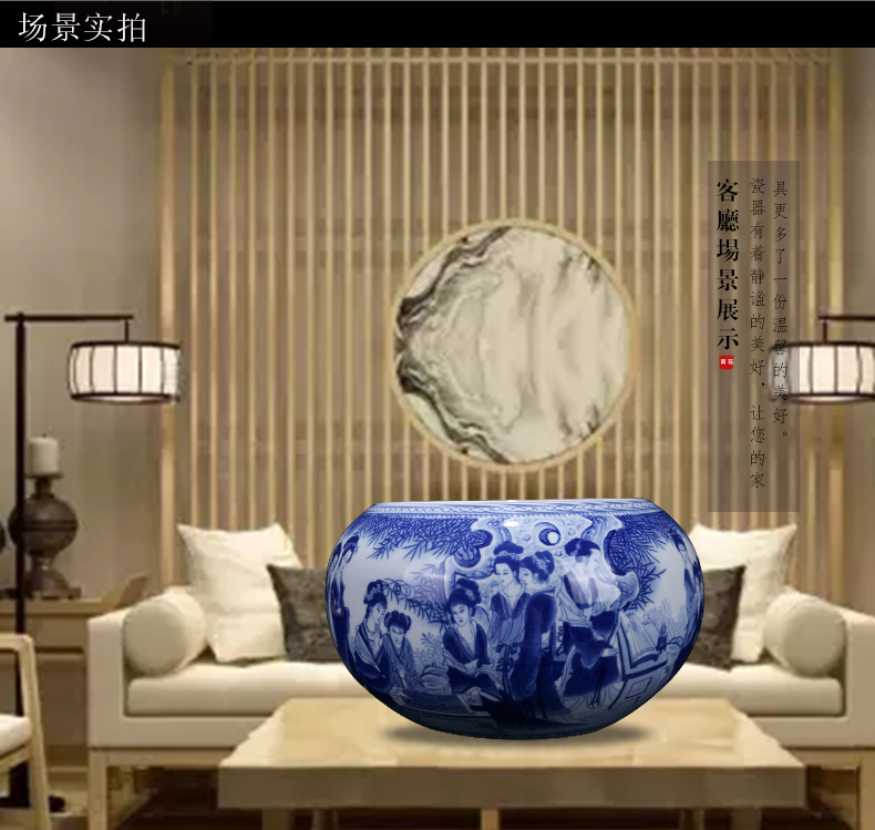 The New Chinese blue and white porcelain of jingdezhen ceramics Jin Lin 12 vents beauty figure sitting room adornment is placed TV ark