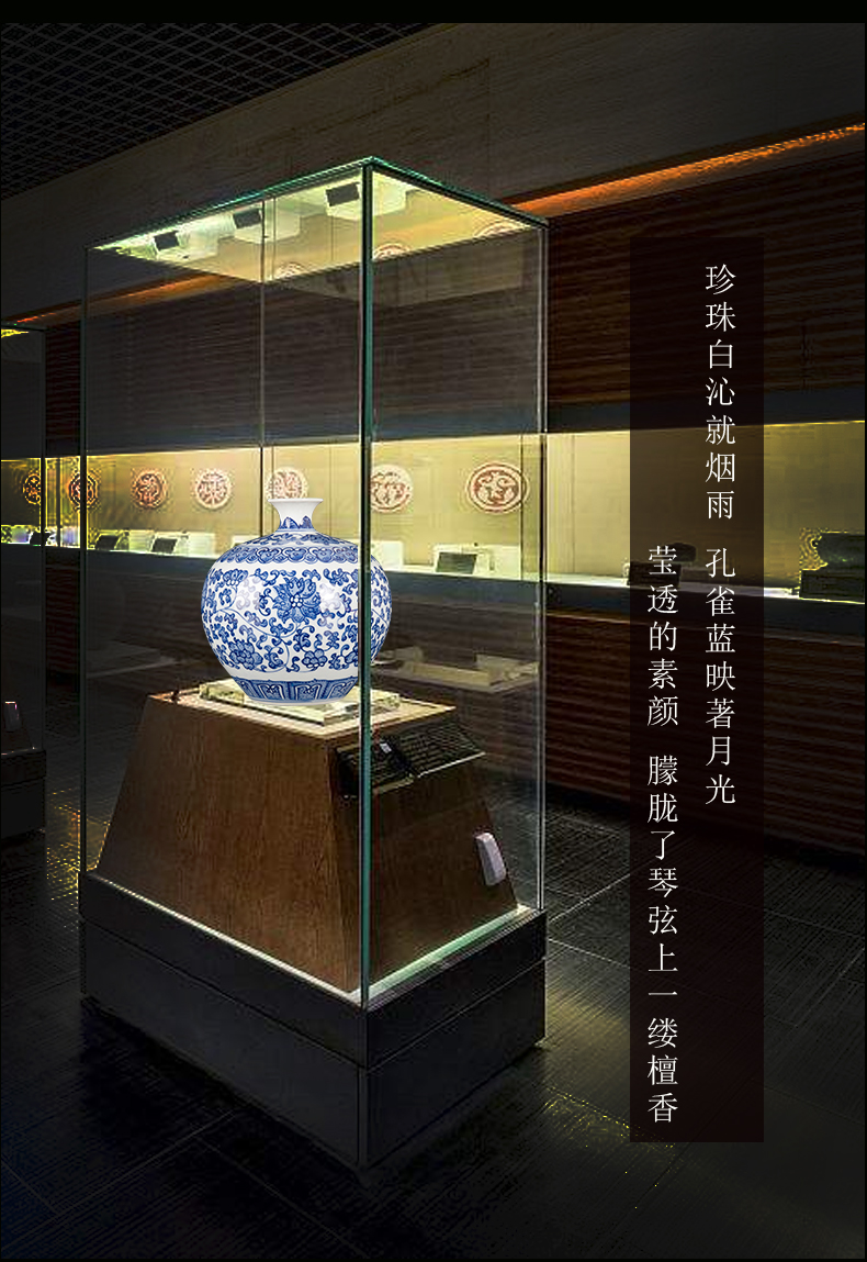 Jingdezhen ceramic Chinese style furnishing articles furnishing articles home sitting room is blue and white porcelain vase decorations arts and crafts porcelain