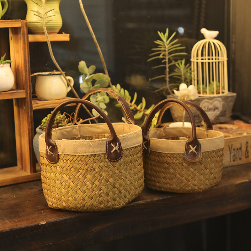 Flower basket rattan hand basket photo props storage basket straw desktop living room creative Nordic retro flower decoration