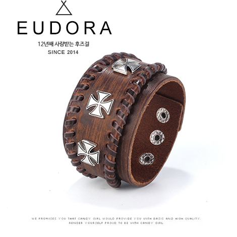  European and American Fashion Classic Genuine Leather Wide Bracelet Punk Style Cross Bracelet for Men Personalized Trendy Jewelry