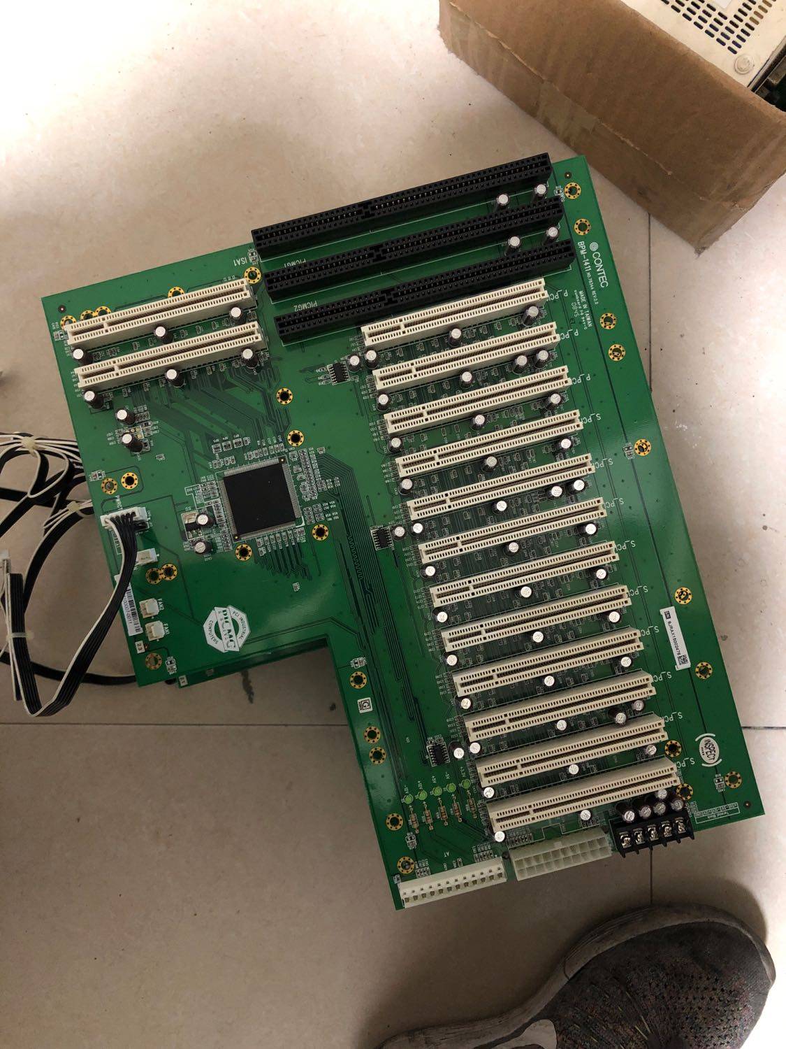 e-TREND) PC CONTEC BPM-1411 NO 7834A VER 2 0