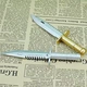 Нож