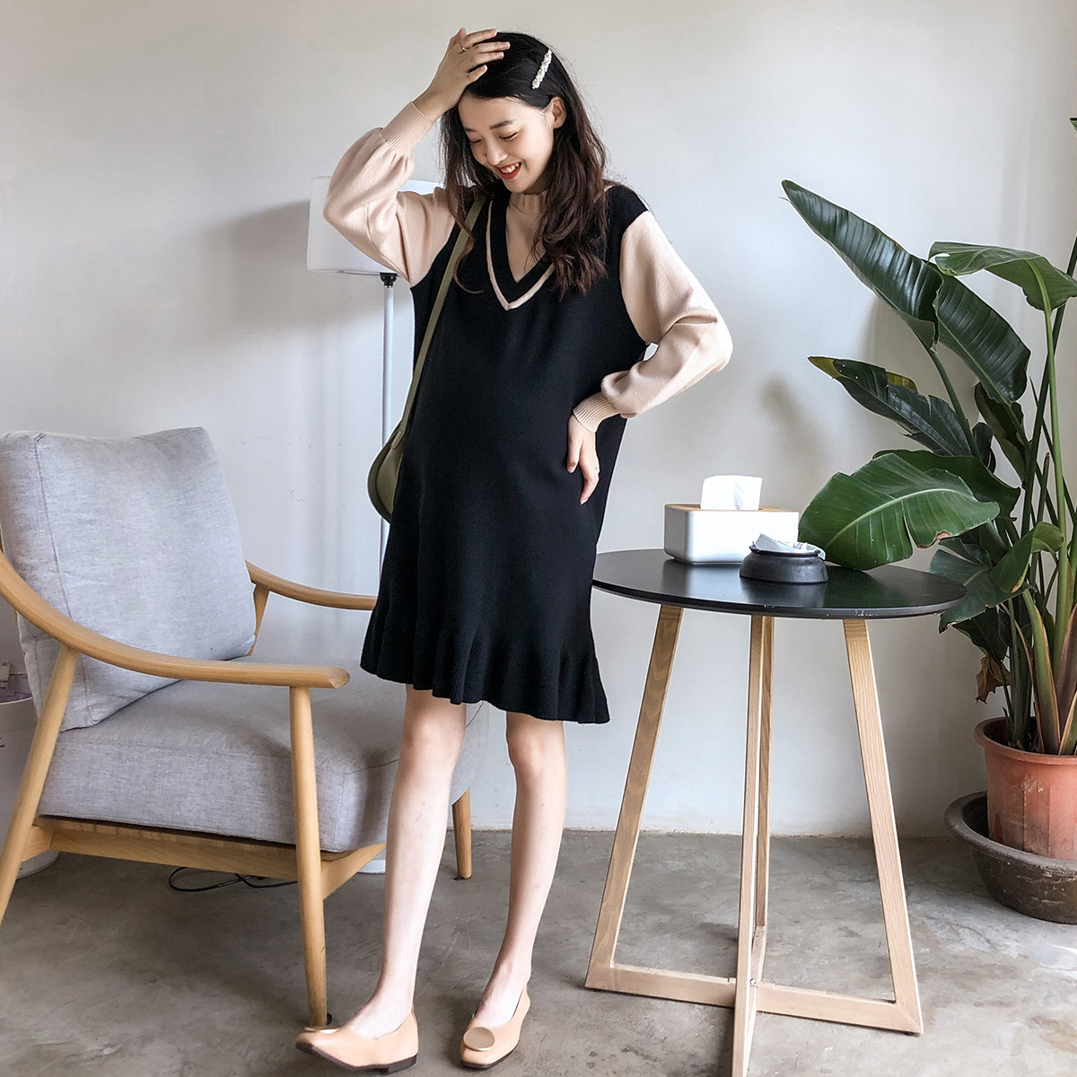 Maternity sweater mid-length 2020 new Korean version pullover fall winter long loose tide mom top autumn dress