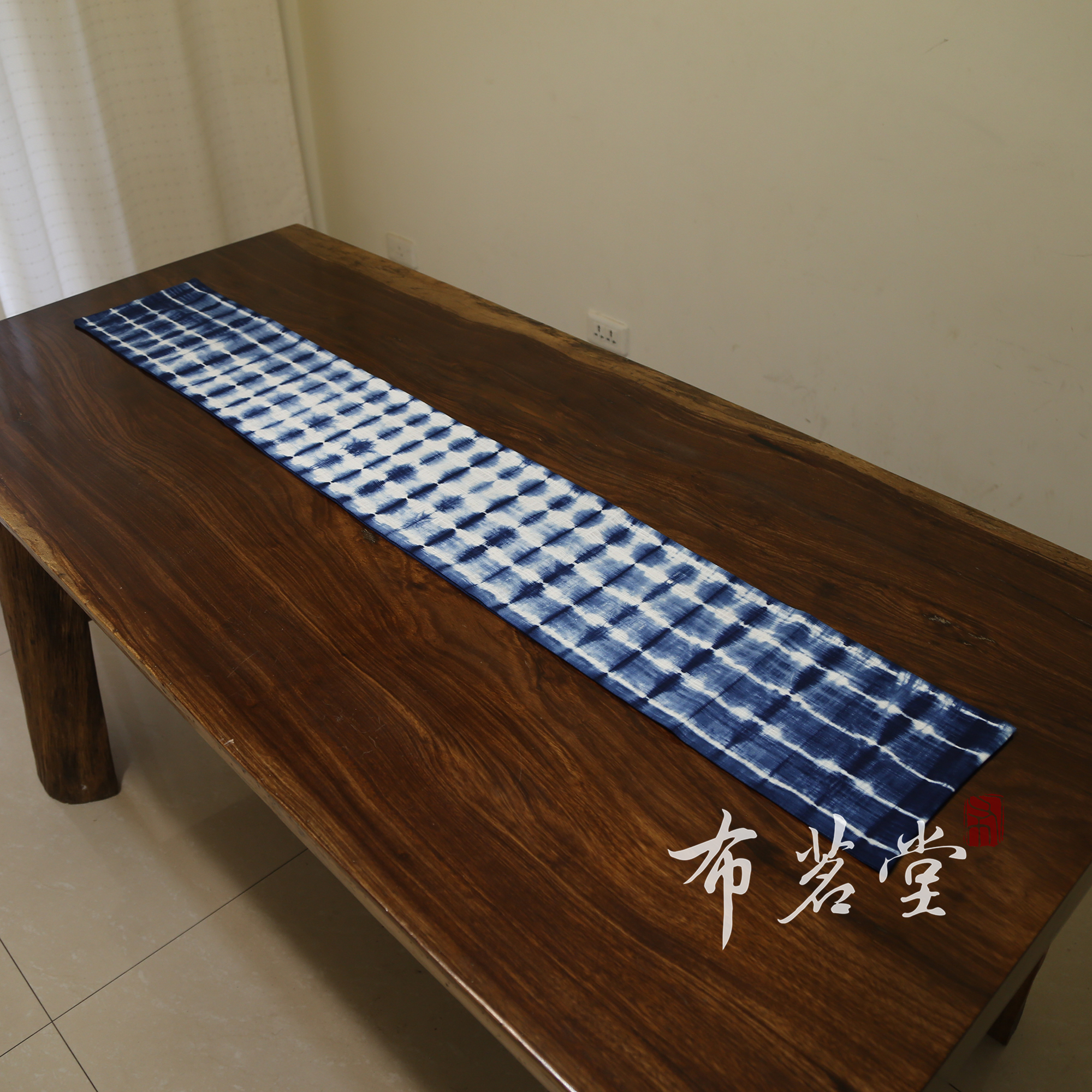 Blue - sided cotton tableflag tableflagflagwood dyed blue double - sided available in Bumingkung Handicrafts