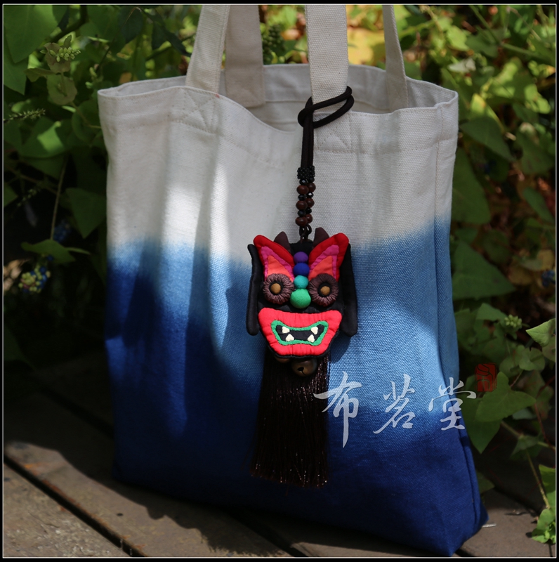 Bu Ming Tang Chiyou car pendant bag hanging handmade face Nuo puppet traditional folk craft gift decoration