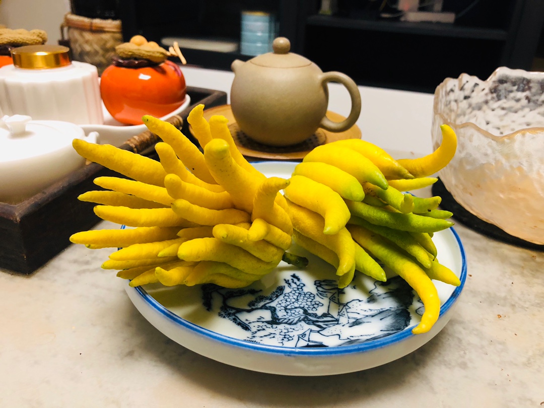 (Now cut and hair) Jinhua bergamot fresh with branches of water to nourish bergamot fruit citrus to play clear for eating