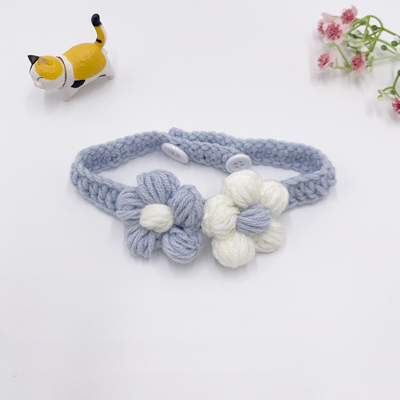 Cat pet puff flower collar Teddy British and American short cat puppet dog knitted wool bow tie cute scarf