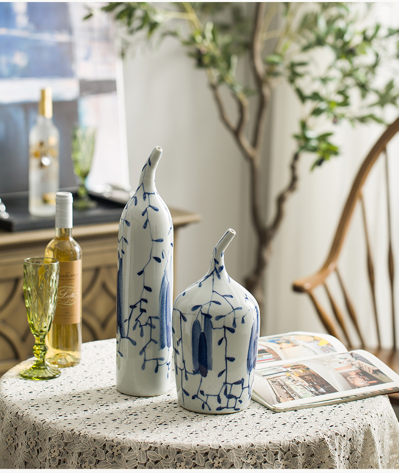 Ceramic vase furnishing articles sitting room furniture put dry flower, contracted and I art decorative flower implement wind blue and white porcelain arts and crafts