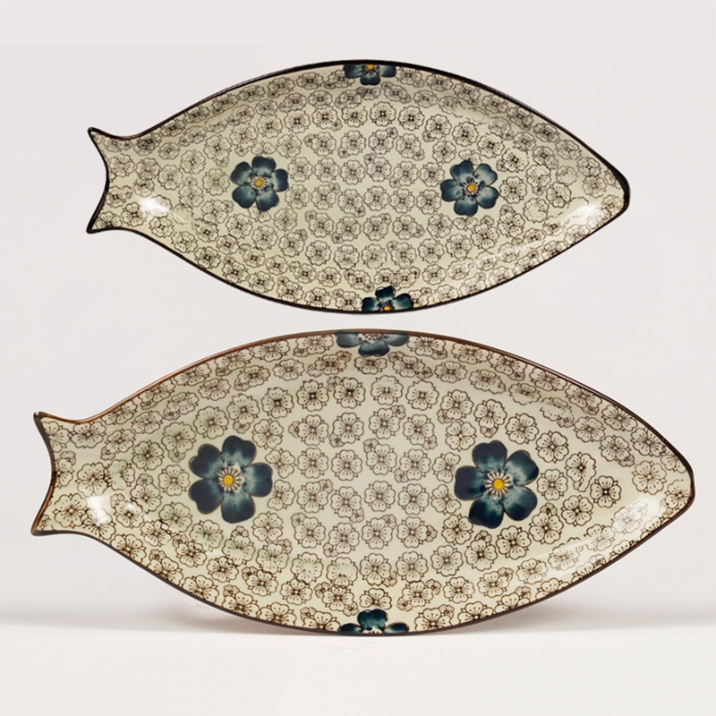 Creative glaze color large blue and white porcelain plates under the big fish dish safflower tableware 0 rectangular plate of the plates is filled