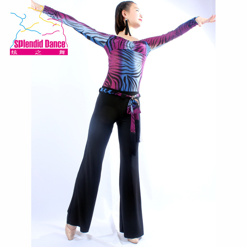 Dazzling dance with hip and legs long Morden Latin 2 with pants Morden dance blouses and training to wear the suit.