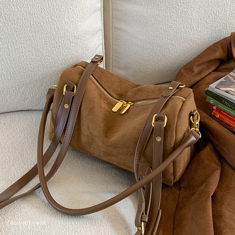 Casual Retro Large-Capacity Bag for Women 2026 New Suede Commuter Shoulder Crossbody Bag Hand-Held Boston Bag