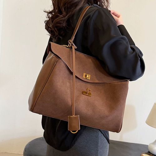 Демисезонная матовая сумка через плечо, портативная сумка на одно плечо