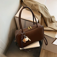 Большой кофе, большой с кулоном