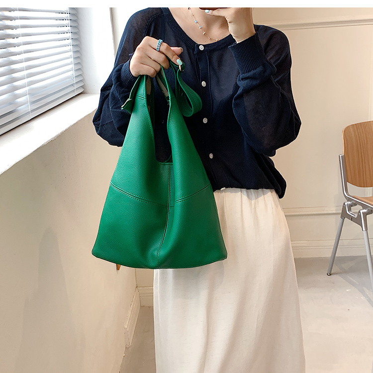 Simple Large-capacity Solid Color Shoulder Bag Wholesale Nihaojewelry display picture 11