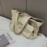 Универсальная вместительная и большая модная сумка через плечо для отдыха, популярно в интернете