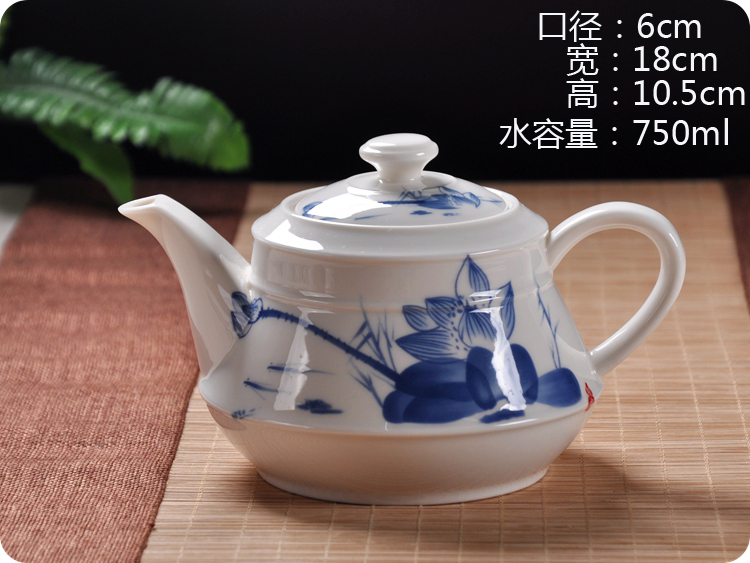 Jingdezhen ấm trà gốm lớn nhà hàng hiện đại nhà kungfu bộ với bộ lọc chịu nhiệt màu xanh và trắng sứ đơn - Trà sứ bộ ấm trà cối xay