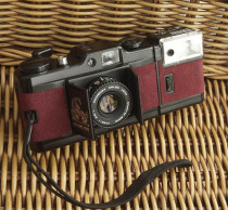 CHINON BELLAMI RED LEATHER COMMEMORATIVE VERSION