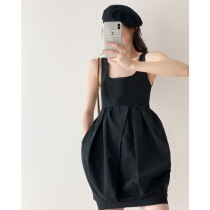 ICTS full of retro little magic female breath Little crowdsourced retro floral styling with slim and large U collar little black dress