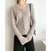 ICTS wake from warm winter milk curry avocado color feel soft glutinous skin-friendly pit V-neck cardigan
