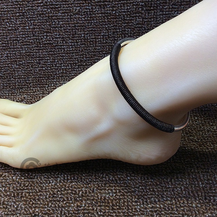 男女兼用のスターリングシルバーのアンクレット、同じスタイル、カップルの滑らかなソリッドオープニング、サイズ調整可能、シンプルなエスニックスタイルのシルバーアンクレット