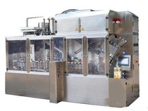  Apple cider vinegar milk roof box filling machine Roof type carton filling and sealing machine