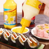 Корейский медовый горчичный соус жареная курица, погруженная в соус -соус, соус Huangjie Mochi. Приправа рисовые шарики, ингредиенты для суши соуса