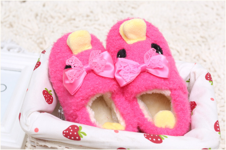 Pantoufles enfants en suède pour hiver - semelle caoutchouc - Ref 1031263 Image 38