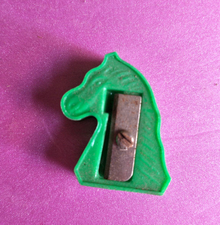 Nostalgia Old Stock 80-90 Years Horse Head Type Pencil Sharpeners Props Collection