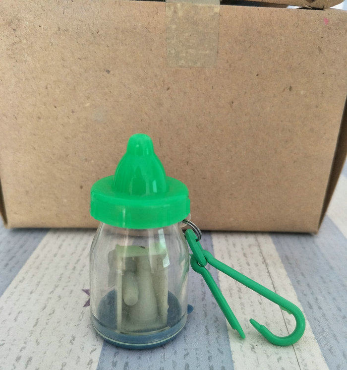 Nostalgia old stock of 80 - 90s Light Pencil knife Pencil knife Bottle Project Collection