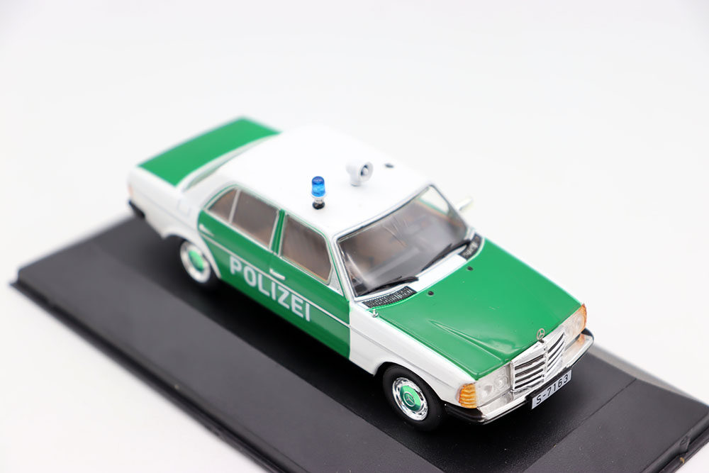 1/43 Mercedes-Benz 200D W123 Mercedes Benz police car model | eBay
