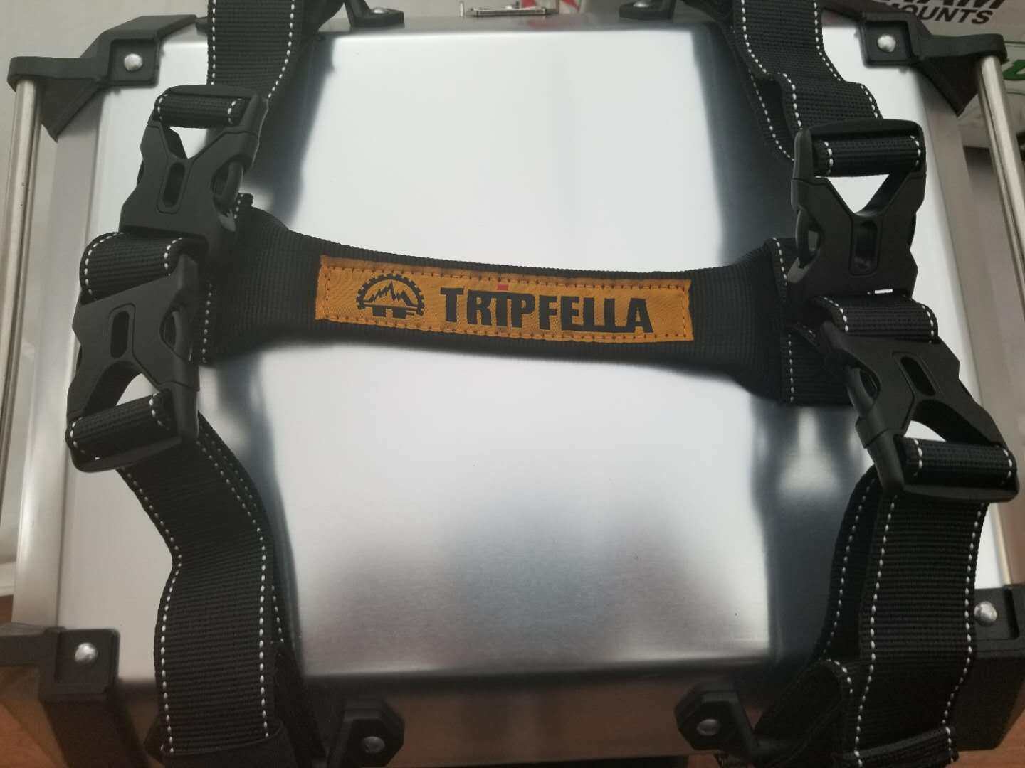 TOURFELLA pasta Filia (tick) homegrown box top belt