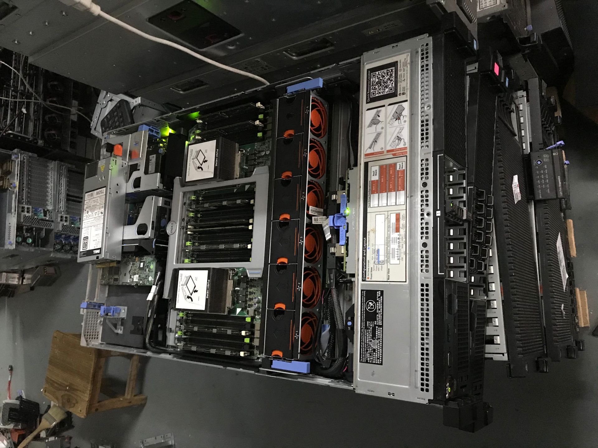 Spot DELL R820 server motherboard 0JC2W3 4K5X5 CNCJW YWR73 