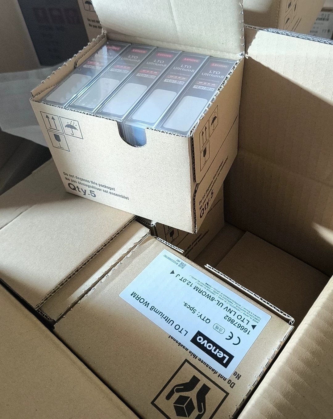 高效数据存储神器🖥️ |全新原装联想Lenovo LTO8 WORM数据磁带12/30TB-磁带-淘宝好物网