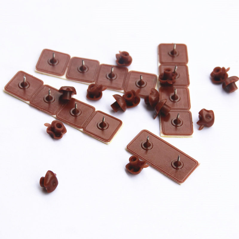 Черный цвет-коричневый