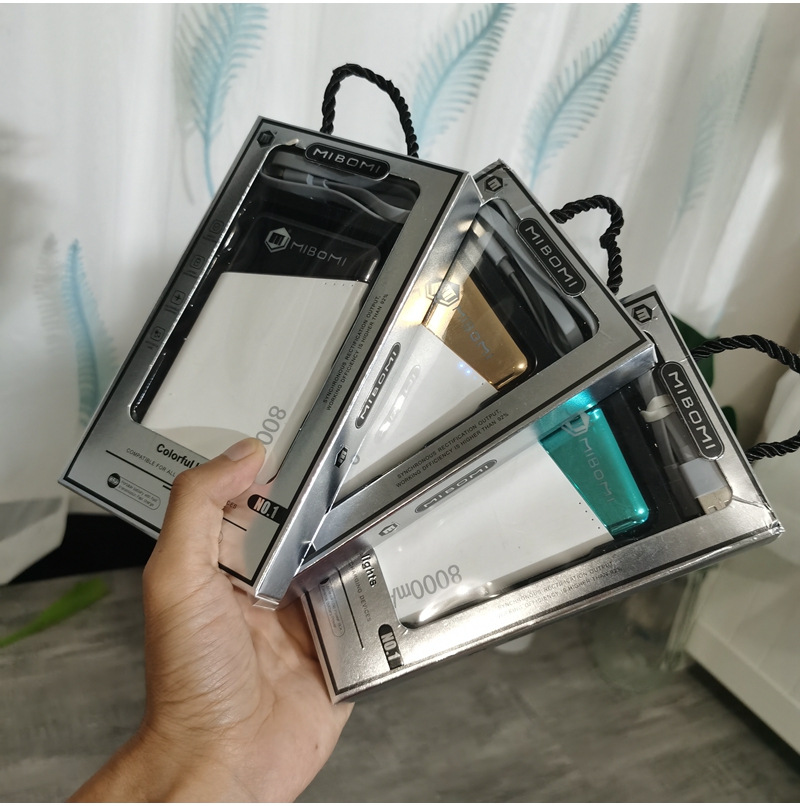 Dazzling Changes Light Effect Dual USB Mobile Phone Mobile Charging Q93