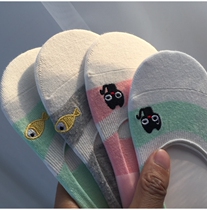 Comfortable foreign trade Womens heel with non-slip silicone kitten small fish embroidery invisible socks N52
