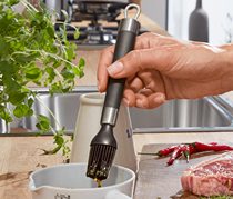  German TCM silicone brush high temperature resistance does not shed hair Barbecue brush Baking oil brush Sauce brush Seasoning brush Cooking brush