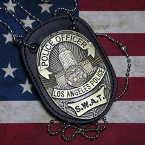 (Dorado anime) Los Angeles LAPD Thunderbolt group SWAT metal badge leather badge pad