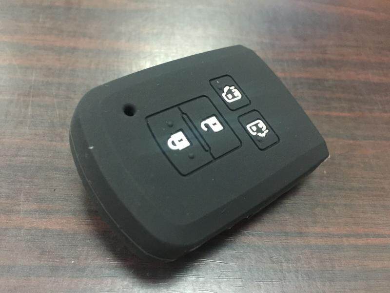 For Camry Senna NOAH VOXY Senna 80 Series Silicone Key Cover Car Remote Control Protection Shell Buckle