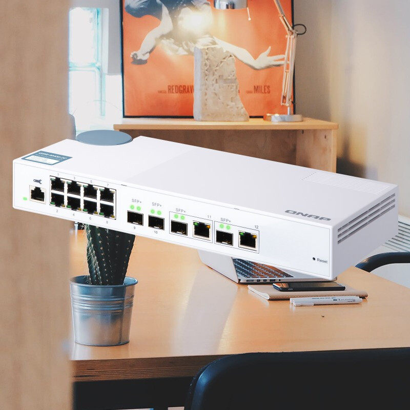 QNAP Wei Unicom QSW-M408-2C 4 Gigabit 8 Gigabit NAS network storage network management switch