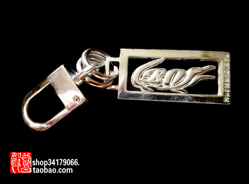 (Business Gifts Souvenirs) Crocodile Dress Commemorative Edition Key Chain