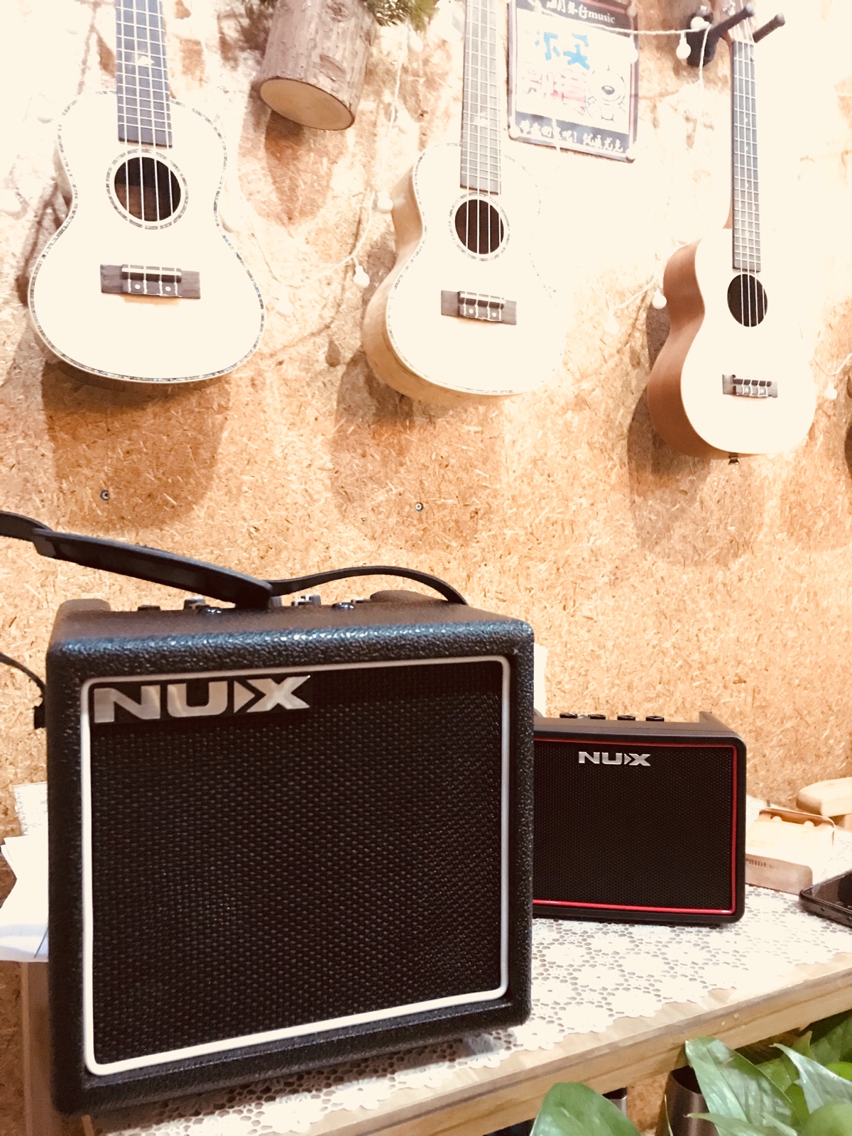 Speaker Musical Audio Guitar Sound Battery Speaker