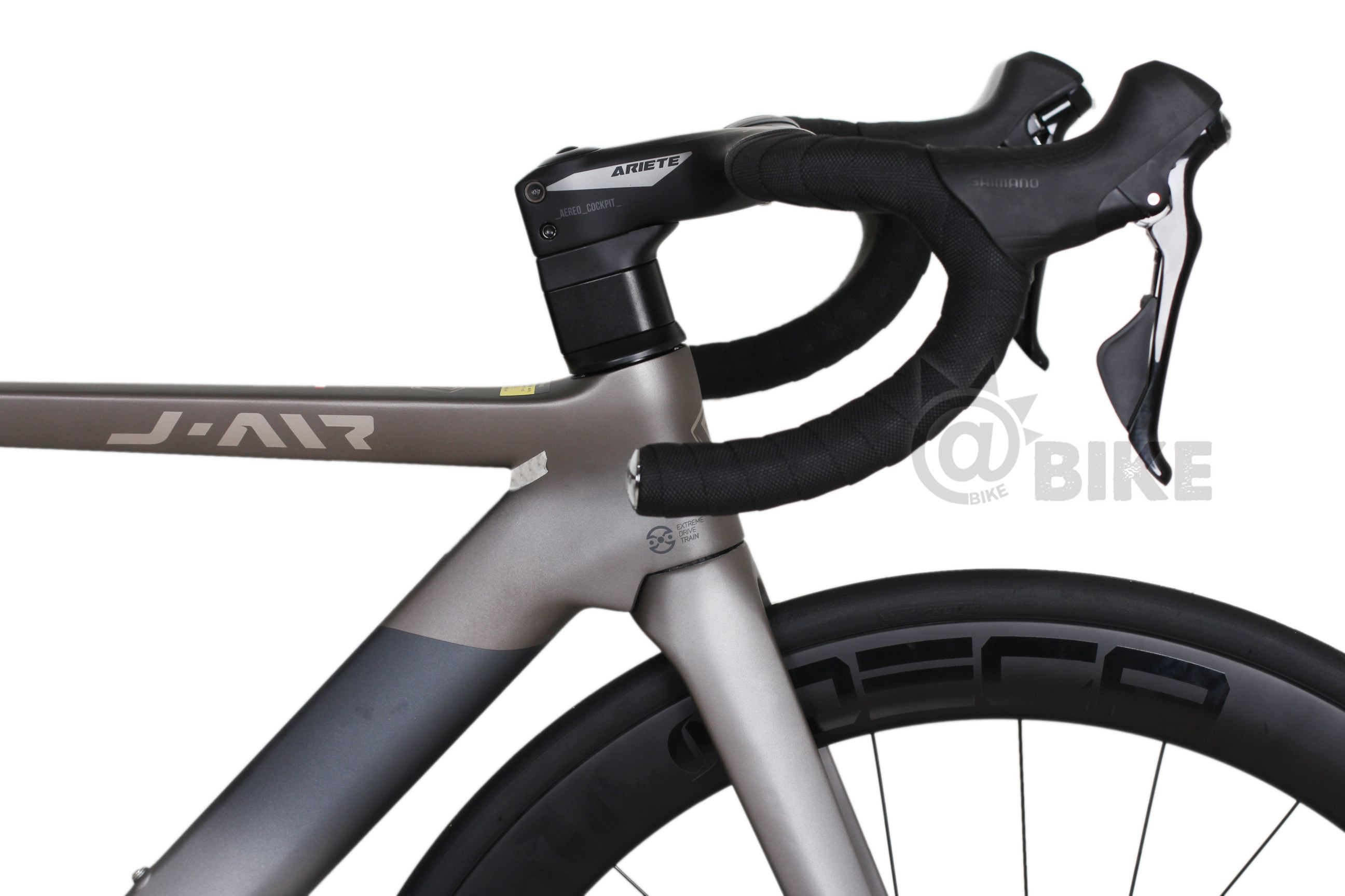 шоссейный велосипед java碳纤维公路车22变速碟刹j-air fuoco公路自行车弯把碳刀男女