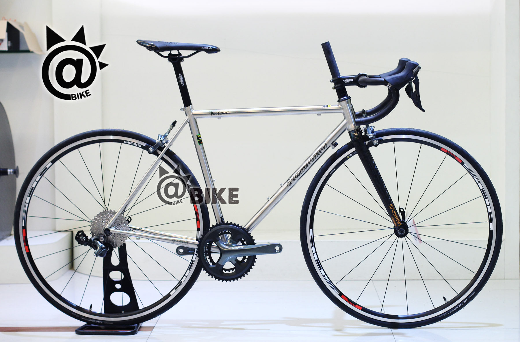 шоссейный велосипед @bike 正品行货 速那米海啸 tsunami 4135  公路整车钢架复古 Speed that meter