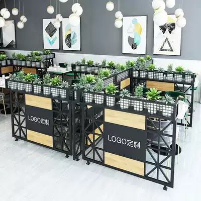 Industrial wind iron screen dining room partition decoration low partition bar card seat railing green flower stand aisle guardrail