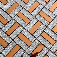 Темно-зеленый