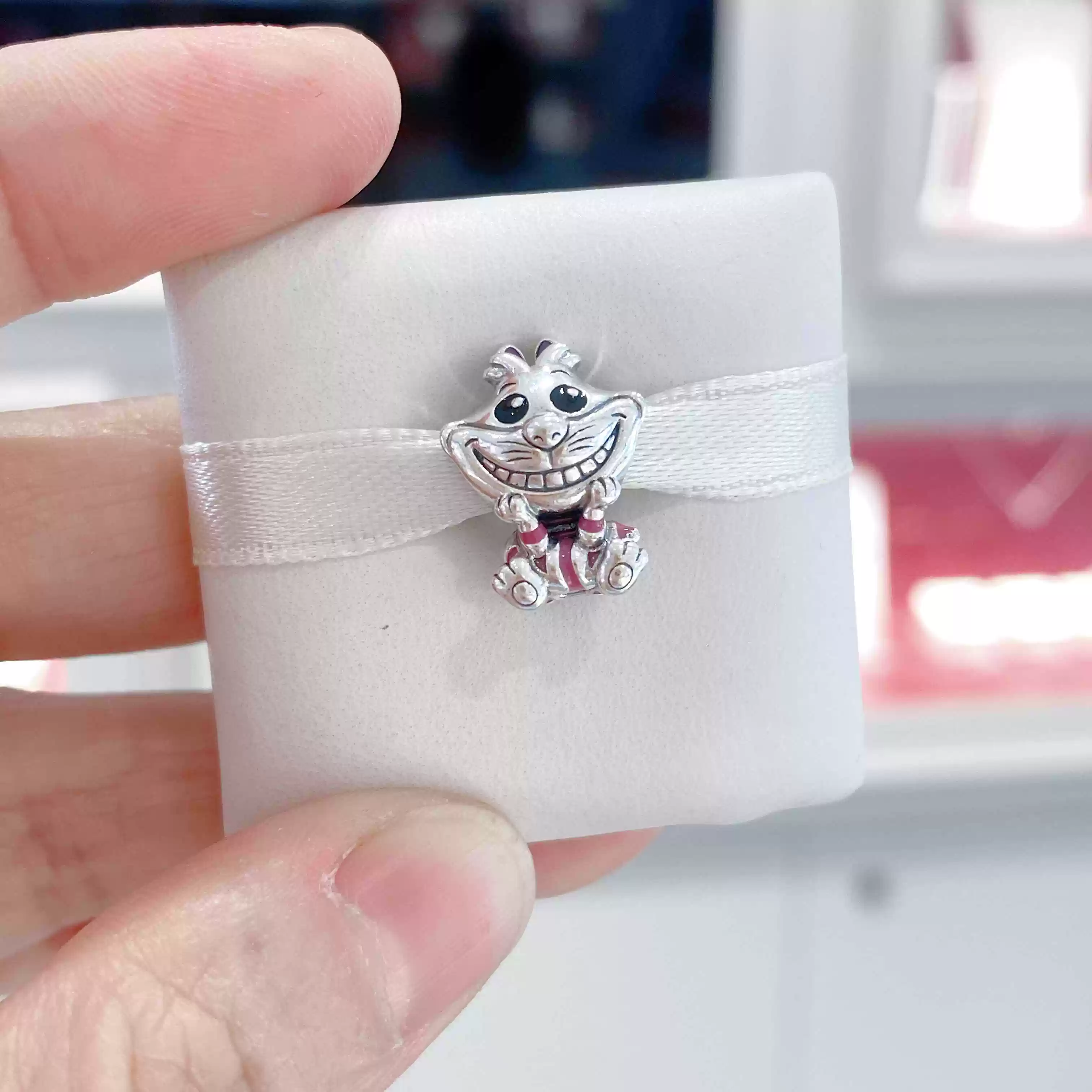 Cheshire cat charm, additional image 2