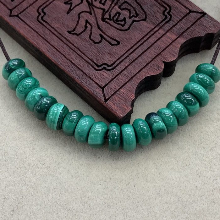 Qiaoyi jewelry 391 natural malachite separator raw ore malachite DIY loose bead separator accessories 6*3mm or so